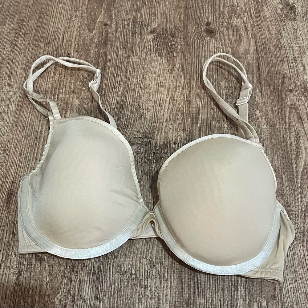 Le Mystere Tan T-Shirt Bra Size 32D